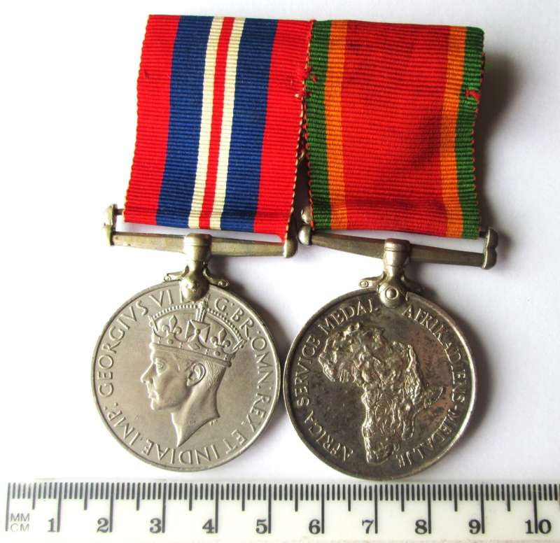 World War II Medal 1939 - 1945 Selection of E.L.E Thomlinson Nr W587125