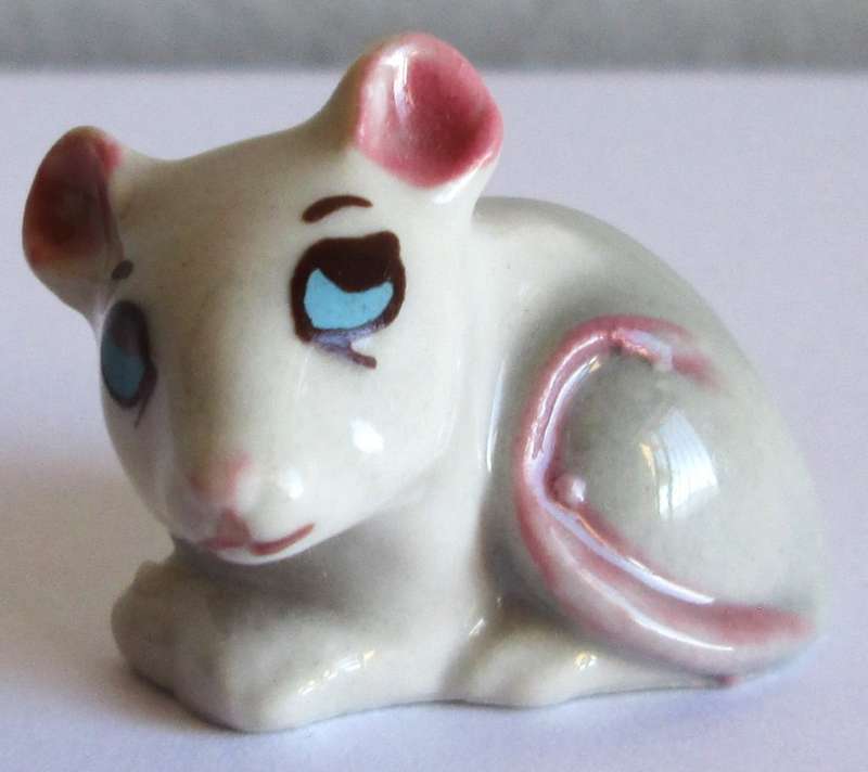 1962 - 1965 Baby Mouse Wade Happy Families