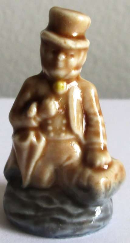 1972 - 1979 Dr Foster Wade Nursery Rhyme Model