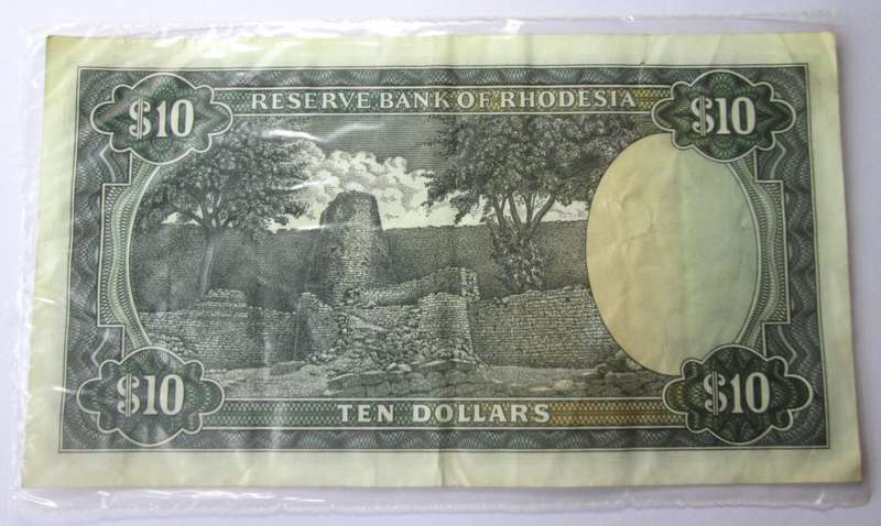 1976 Rhodesia Banknote Ten Dollars Serial Nr J43 982040