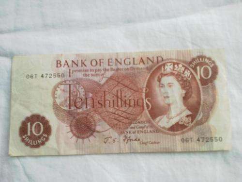 British 10 shilling note