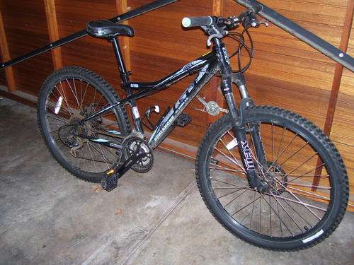 Ladies Adult GT Mountain Bike