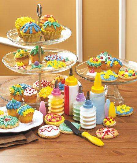 11 Pcs Cookie & Cupcake Decorating Kit