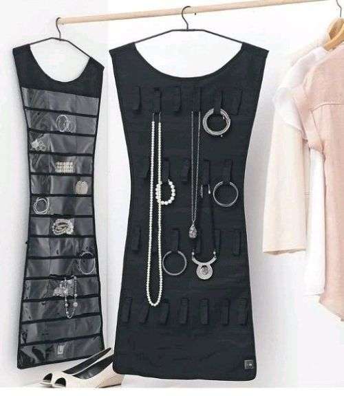 LITTLE BLACK DRESS- JEWELRY ORGANIZER ¿ PINK & BLACK AVAILABLE