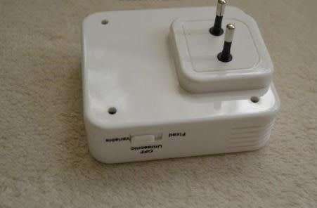 ELECTROMAGNETIC & ULTRASONIC PEST REPELLER