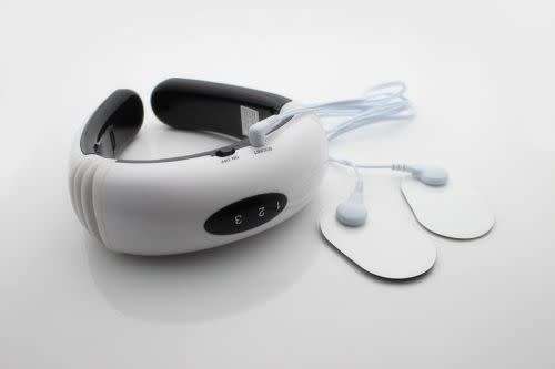 NEW MAGNETIC THERAPY NECK MASSAGER WITH ELECTRONIC PULSE AND PADS