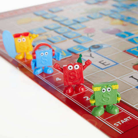 SCRABBLE JUNIOR  DOUBLE SIDED BOARD GAME