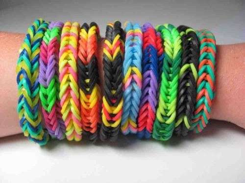HUGE LOOM BAND KIT  BRAND NEW  TOO MANY TO COUNT