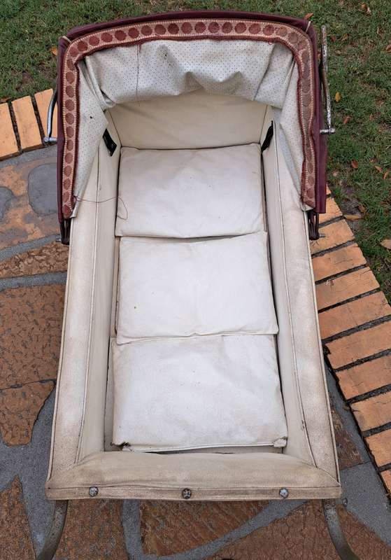 Vintage Silver Cross Dolls Pram