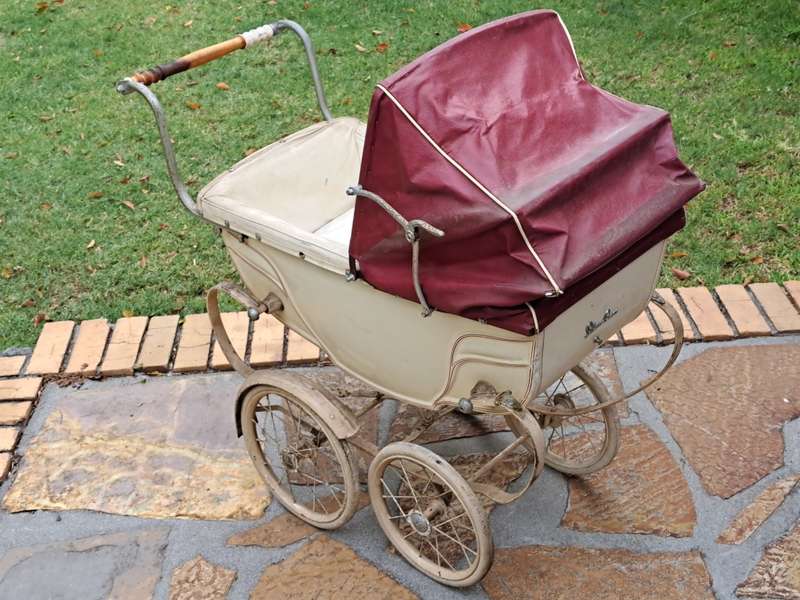 Vintage Silver Cross Dolls Pram
