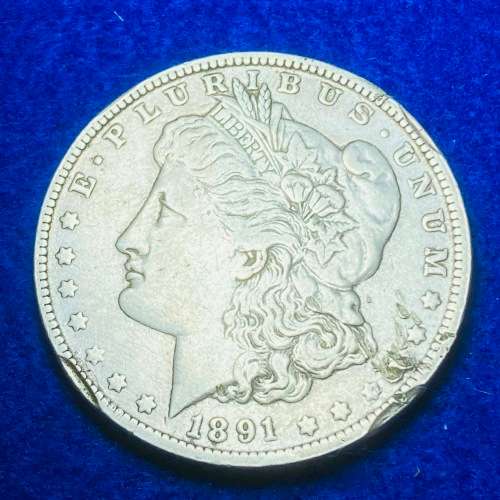 1891 SILVER MORGAN DOLLAR (USA OUT OF PENDANT)