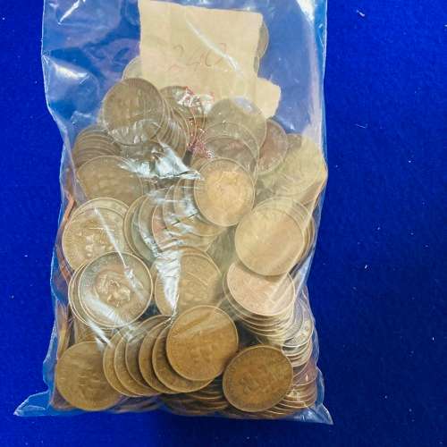 HALF PENNIES SOUTH AFRICA (MIX COINS ) BID PER COIN LOW INCREMENTS