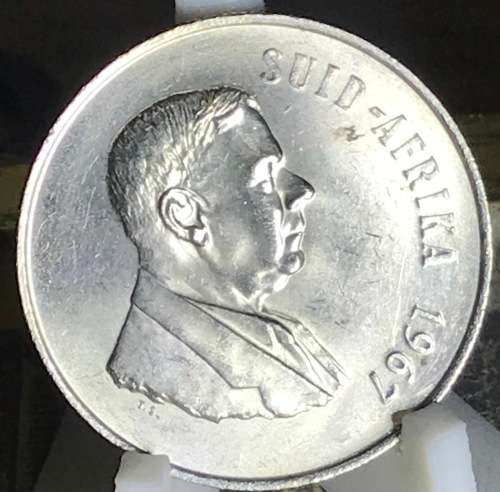 1967 ONE RAND (SILVER R1) SOUTH AFRICA (AFRIKAANS) UNC FULL DETAIL IN CAPTULE