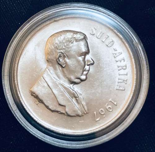1967 ONE RAND (SILVER R1) SOUTH AFRICA (AFRIKAANS) A/U FULL DETAIL IN CAPTULE