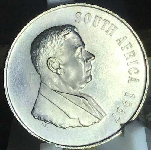 1967 ONE RAND (SILVER R1) SOUTH AFRICA (ENG) UNC TONING ON COIN  FULL DETAIL
