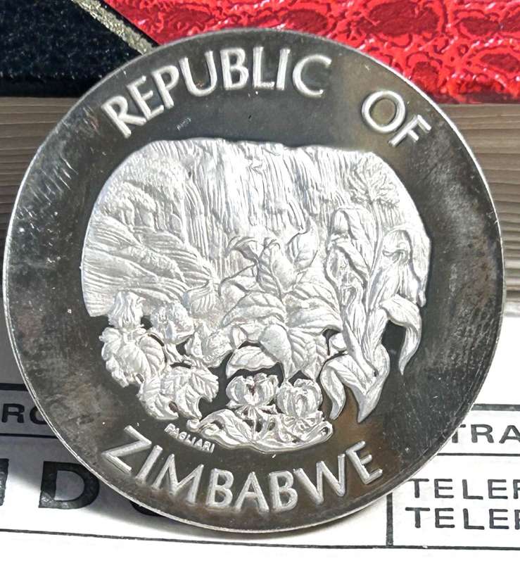 ZIMBABWE INDEPENDENCE 18 APRIL 1980 PROOF SILVER MEDALLION