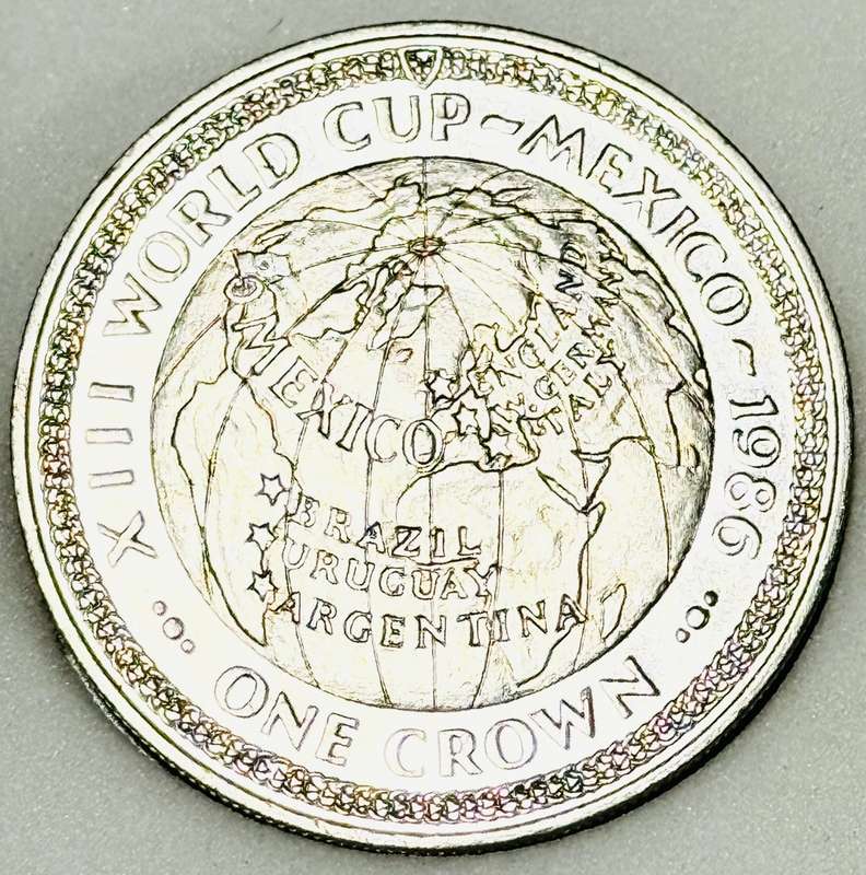 1986 ISLE OF MAN CROWN PROOF MEXICO WORLD CUP COIN (Silver clad copper nickel)