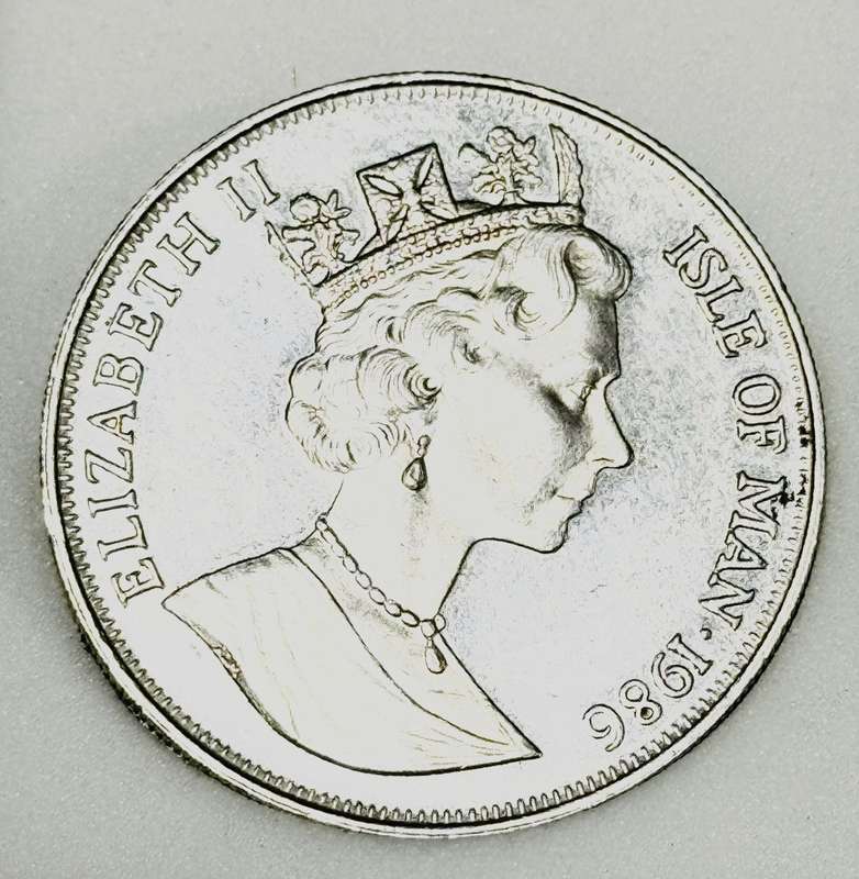 1986 ISLE OF MAN CROWN PROOF MEXICO WORLD CUP COIN (Silver clad copper nickel)