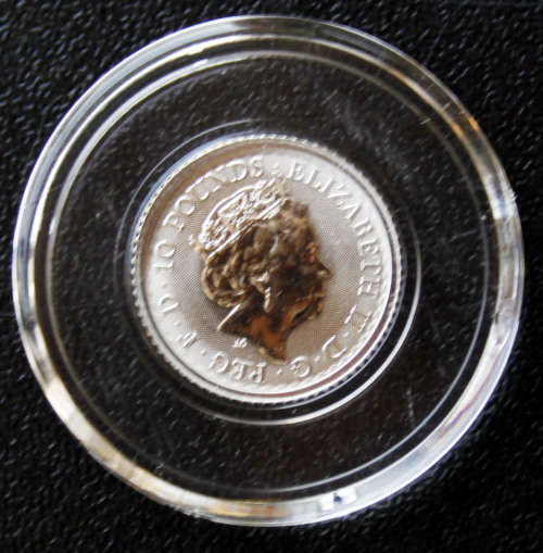 .9995 %... PURE PLATINUM.. 2018.......1/10oz... COIN ... ( SEALED )...BY THE ROYAL MINT OF ENGLAND