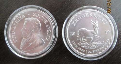 ( LOW START ).2019   KRUGERRAND   (   UNC.  )   1oz ..999.9%...PURE SOLID SILVER