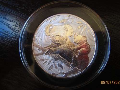 AUSTRALIAN KOALA BEAR.... DOUBLE THICK (TWO OUNCES )..   999.9%  PURE SOLID SILVER