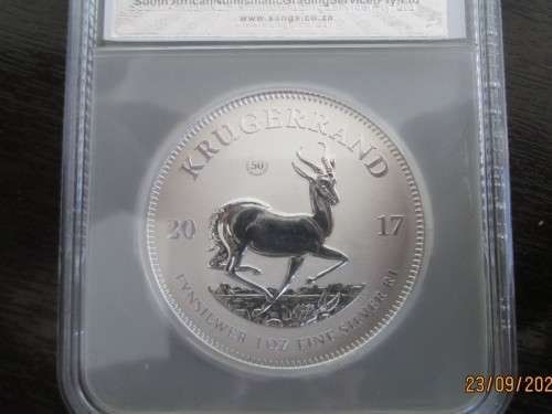 ( LOW START )  FIRST YEAR 2017  " PRIVY MARK "   MS69   SILVER KRUGERRAND