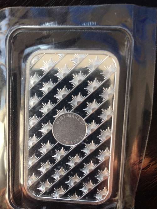1oz     SUNSHINE    999.9%    PURE SOLID SILVER BAR  STILL COMPLETELY SEALED