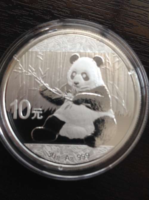 (  QUITE RARE  )   2017   GIANT PANDA   1oz  999.9%    PURE SOLID SILVER...