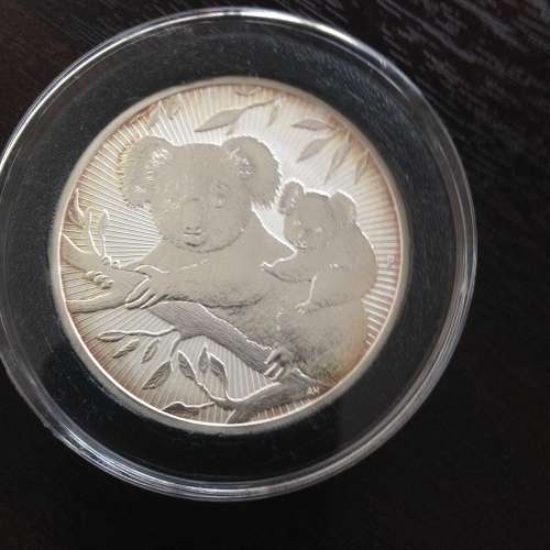 #  MOST SOUGHT AFTER  #  TWO OUNCE  2018   AUSTRALIAN  MOTHER AND BABY KOALA BEAR     .PURE SILVER .