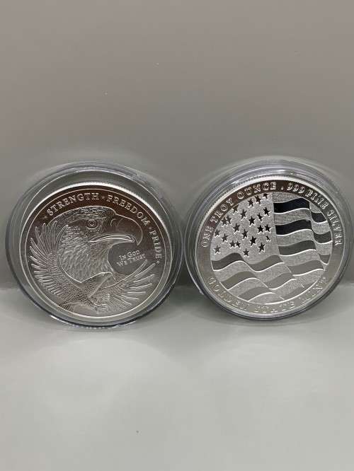 (  NEW PRODUCT  )   AMERICAN ROUND 1oz  999.9% PURE SILVER - CAPSULED