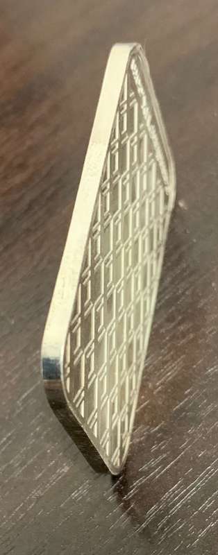 1oz    CANADIAN PMX     999.9%    PURE SOLID SILVER    RECTANGULAR BAR