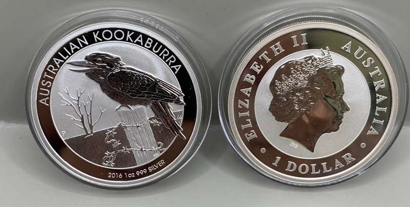 (  2016 VARIETY  )  AUSTRALIAN  KOOKABURRA   BRILLIANT     1oz   999.9%    PURE  SILVER  MINTMARKED