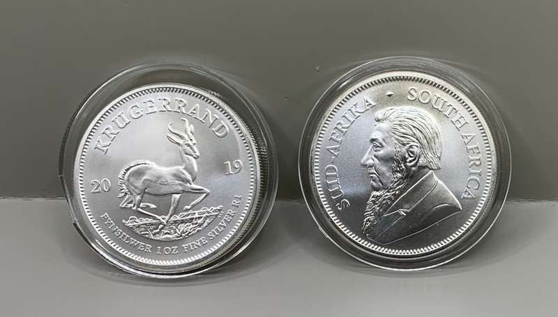 (  LOW START  )  2019    UNC. KRUGERRAND  1oz   PURE SILVER      CAPSULED