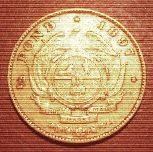 PAUL KRUGER (1897 ).... GOLD........ HALF POND