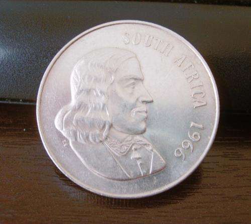 (((  CRAZY ONE RAND ))).....1966......S.A......R1.....(15gm x  80% )...SILVER..