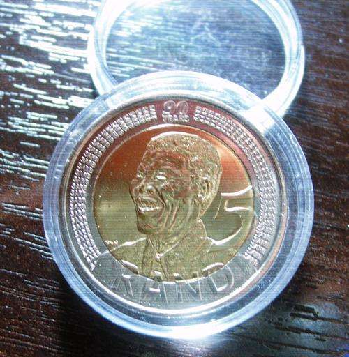. 2008...MR MANDELA'S... 90th BIRTHDAY...R5...UNCIRCULATED...STARTS @ R1