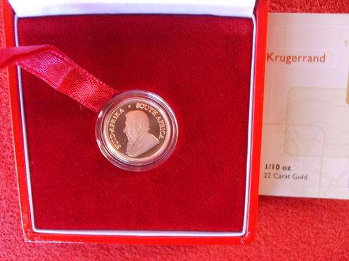 2011..... KRUGERRAND PROOF.....1/10oz  22carat GOLD ...@ A CRAZY R1 R1 R1 R1 R1