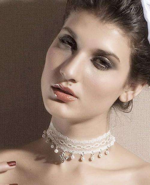 Lace Choker Necklace Collar with Pearl -white