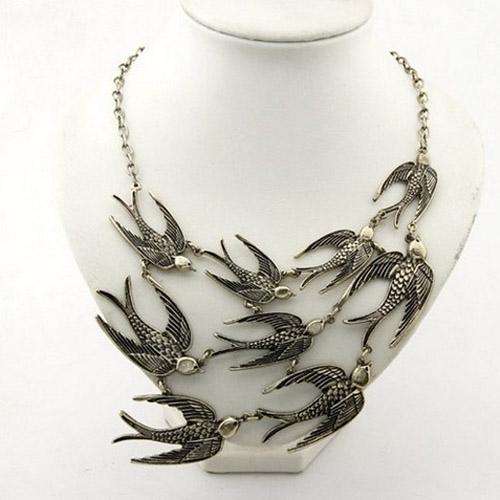 Fashion Vintage Swallow Design Short Necklace