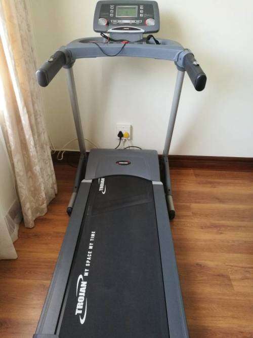 Trojan Cario 470 treadmill