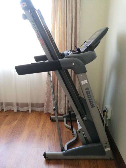 Trojan Cario 470 treadmill