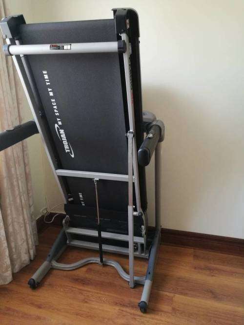 Trojan Cario 470 treadmill