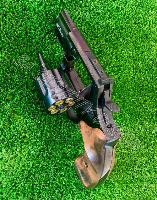 Ekol Viper Blank Revolver with 10 Blanks, 2 Peppers and a Holster