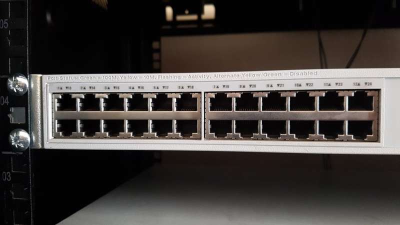 3Com SuperStack 3 Switch 3226 - 24 ports