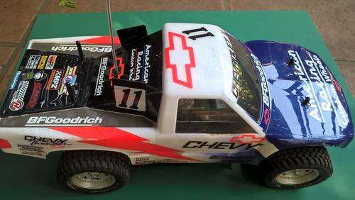 Tamiya Chevy S10 with radio and extras (Ready to run)