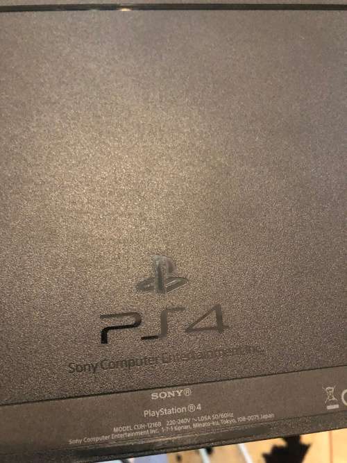 Playstation 4 Gaming Bundle