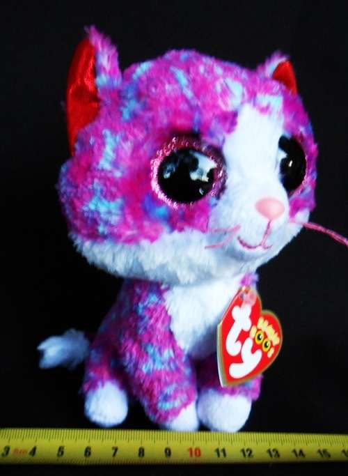 Ty Beanie Boos   Cat soft toy looks like pepper the cat in multicolor