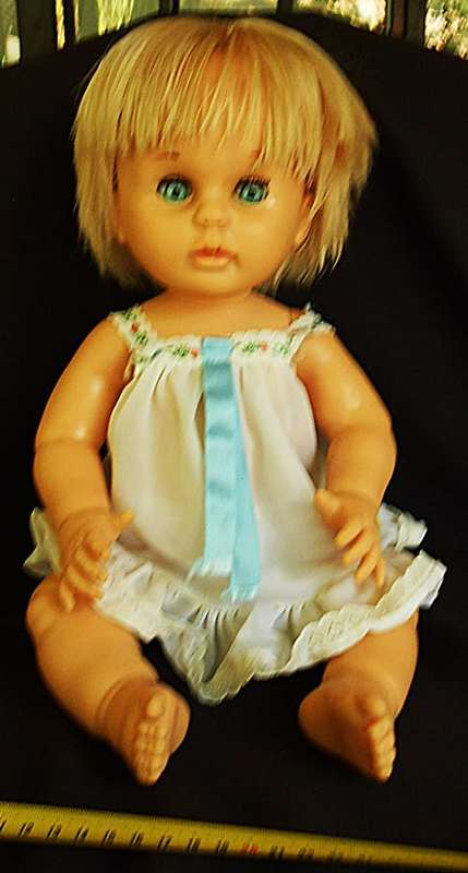 First love doll from 1980 collectable in original dress good condition