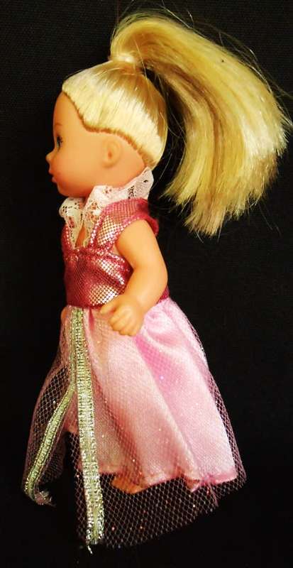 Evie Love Simba doll in original dress