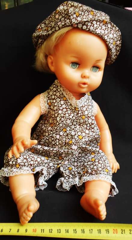 Vintage collectable First Love or Baby Love doll 40 cm damaged hair